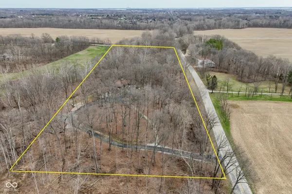 $915,000 | 5154 East County Road 200 South, Avon, IN 46123