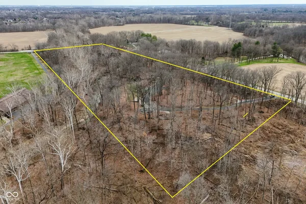 $915,000 | 5154 East County Road 200 South, Avon, IN 46123