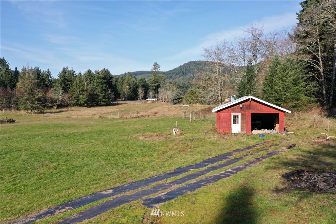 1476 King Road Winlock, WA 98596 - Photo 12 of 25