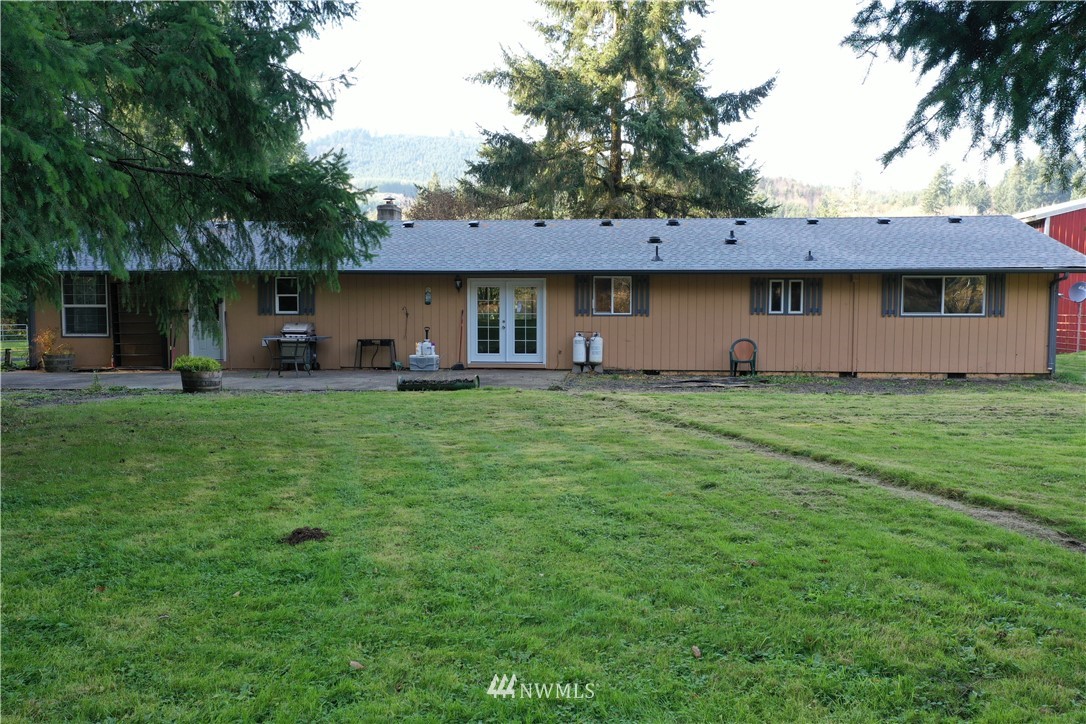 1476 King Road Winlock, WA 98596 - Photo 8 of 25