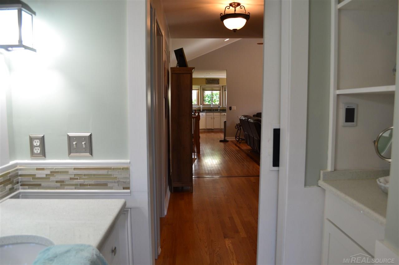 49211 Monte Road Chesterfield, MI 48047 - Photo 13 of 38