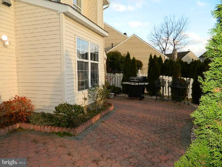 29 Granite Road East Windsor, NJ 08520 - Photo 14 of 18