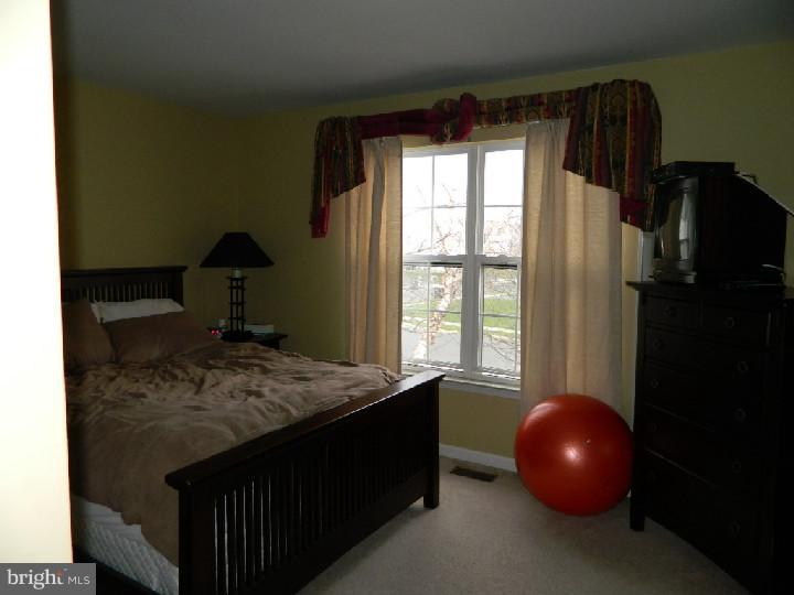 29 Granite Road East Windsor, NJ 08520 - Photo 16 of 18