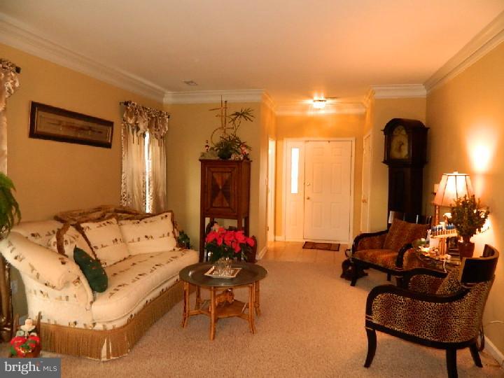 29 Granite Road East Windsor, NJ 08520 - Photo 3 of 18