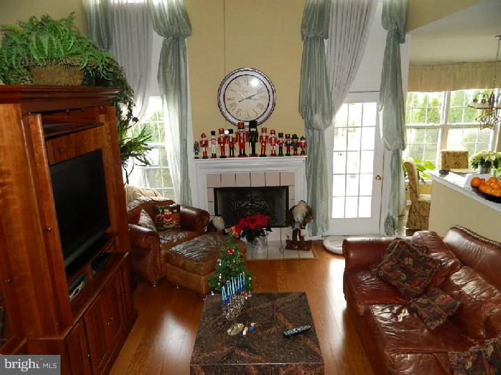 29 Granite Road East Windsor, NJ 08520 - Photo 5 of 18