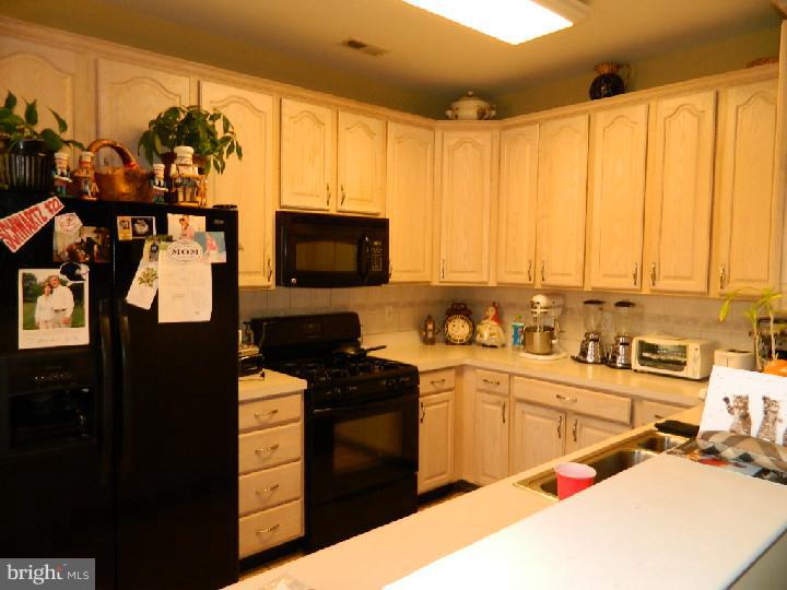 29 Granite Road East Windsor, NJ 08520 - Photo 7 of 18