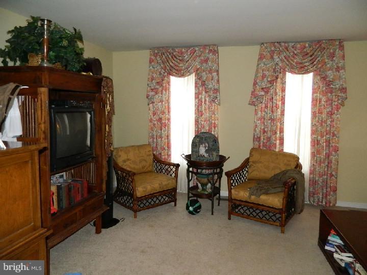 29 Granite Road East Windsor, NJ 08520 - Photo 9 of 18