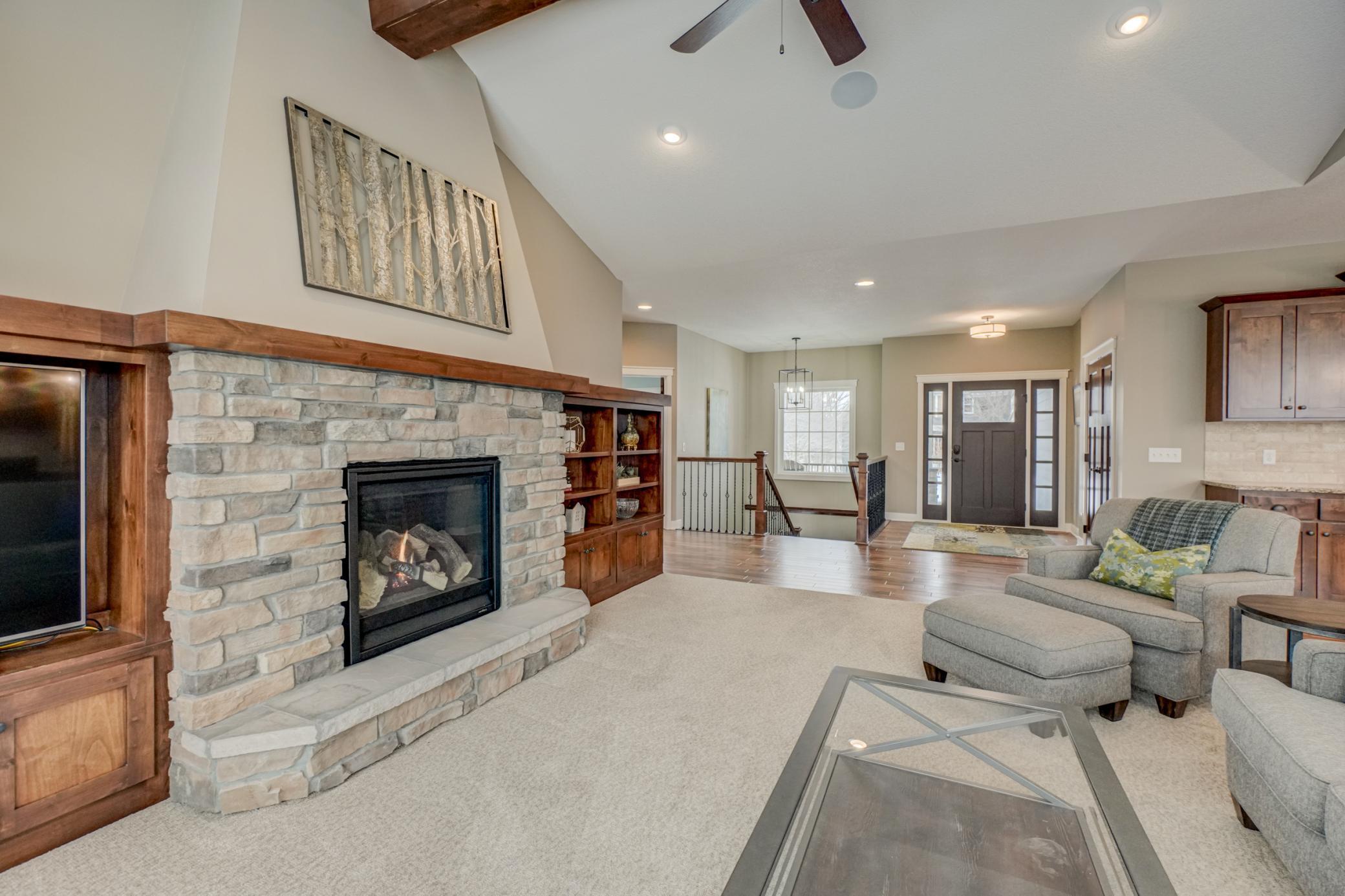 858 Fox Road Lino Lakes, MN 55014 - Photo 9 of 56