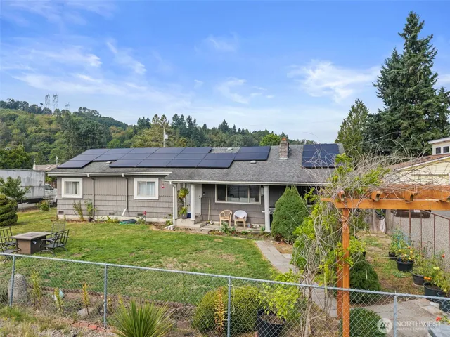 $599,000 | 14937 133rd Avenue Southeast, Renton, WA 98058