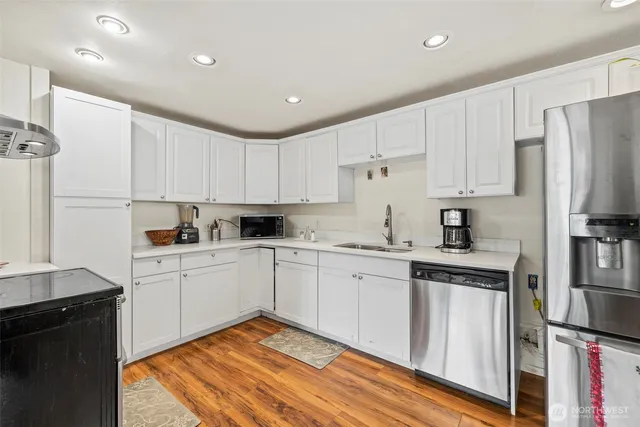 $599,000 | 14937 133rd Avenue Southeast, Renton, WA 98058