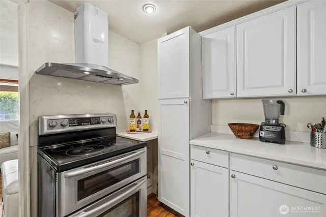 $599,000 | 14937 133rd Avenue Southeast, Renton, WA 98058