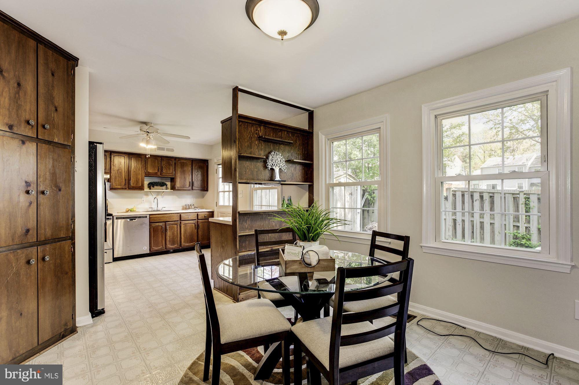 1 Ramsdell Court Gaithersburg, MD 20878 - Photo 7 of 21 Breakfast Room