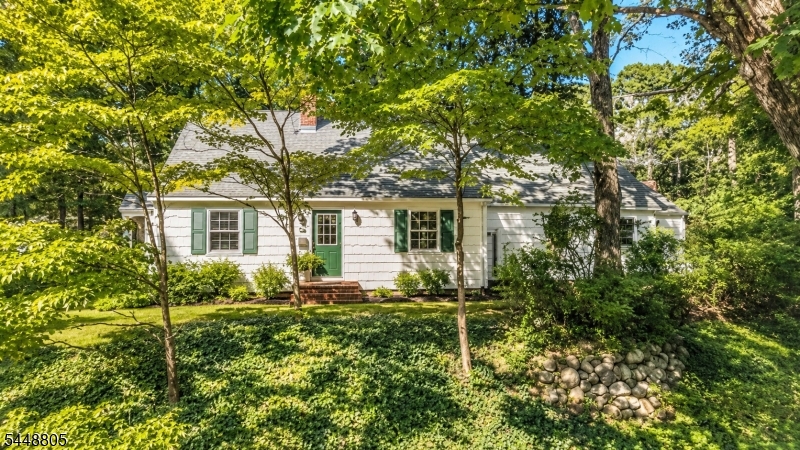 39 Lookout Road Mountain Lakes, NJ 07046 - Photo 1 of 50 Gallery Image 1