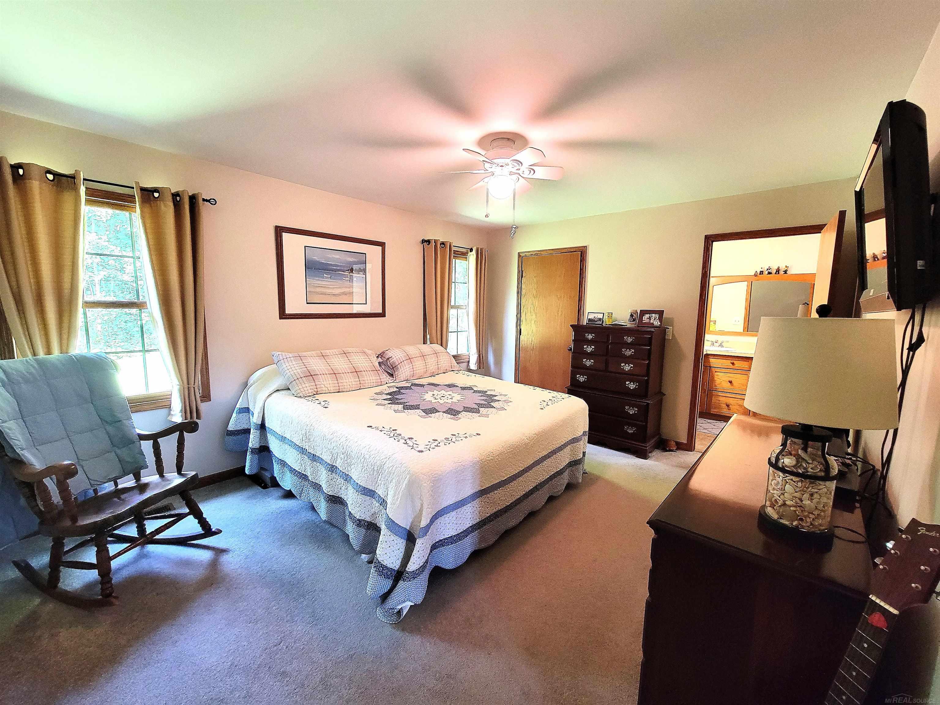 1045 North Lakeshore Road Port Sanilac, MI 48469 - Photo 11 of 33 50086909-10.JPG
