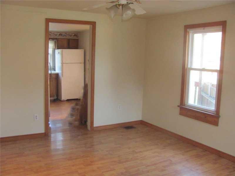114 Grohman Road Butler, PA 16002 - Photo 6 of 12 Living Room.