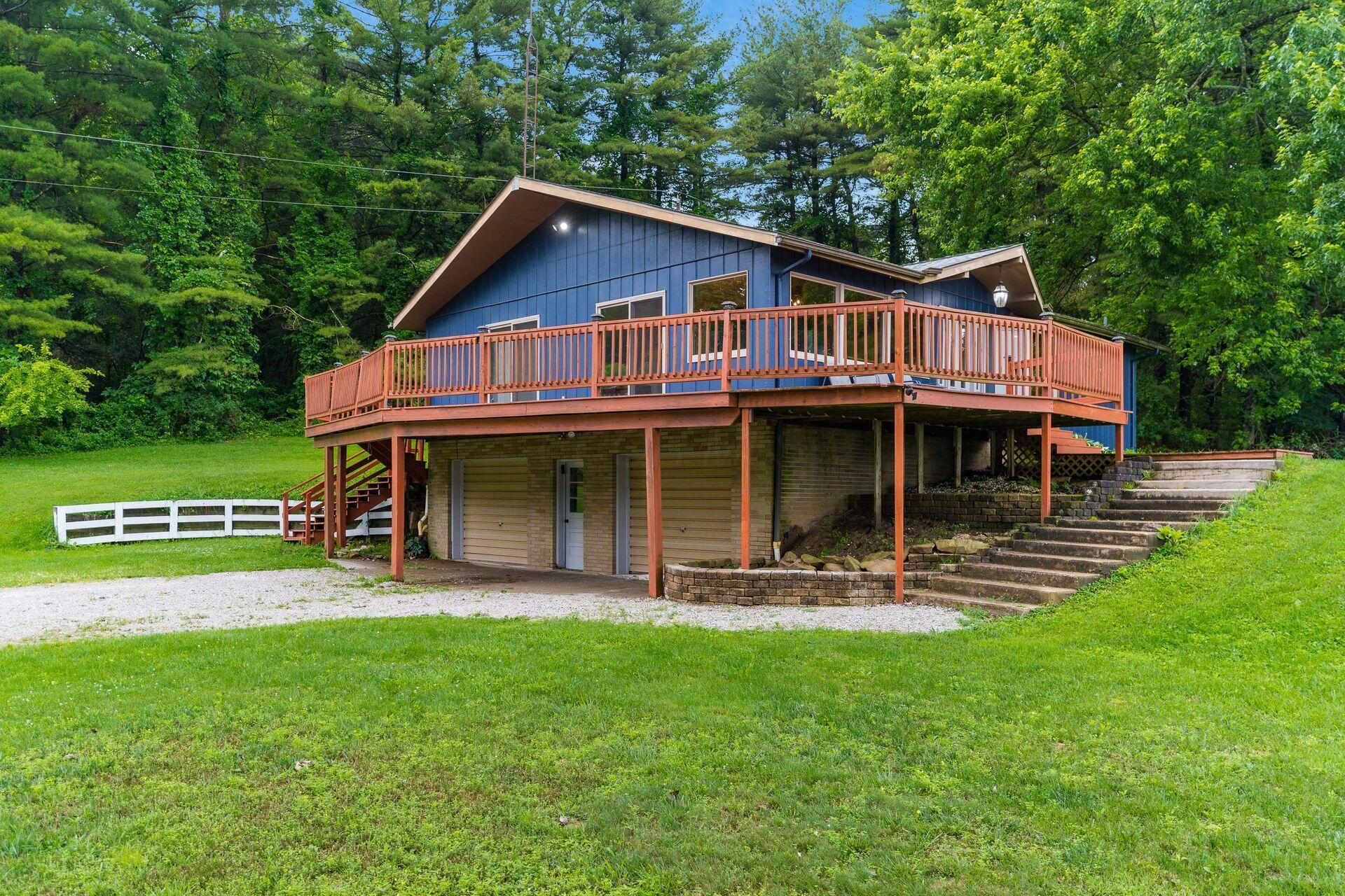 9446 Stewart Road Northeast Newark, OH 43055 - Photo 2 of 58 004_Rd NE Newark OH 43055 USA