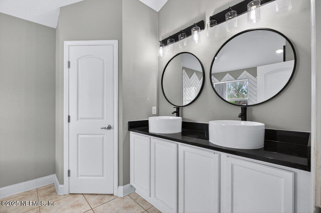 446 Mahoney Loop Orange Park, FL 32065 - Photo 16 of 34 040-446MahoneyLoop-OrangePark-FL-32065-S