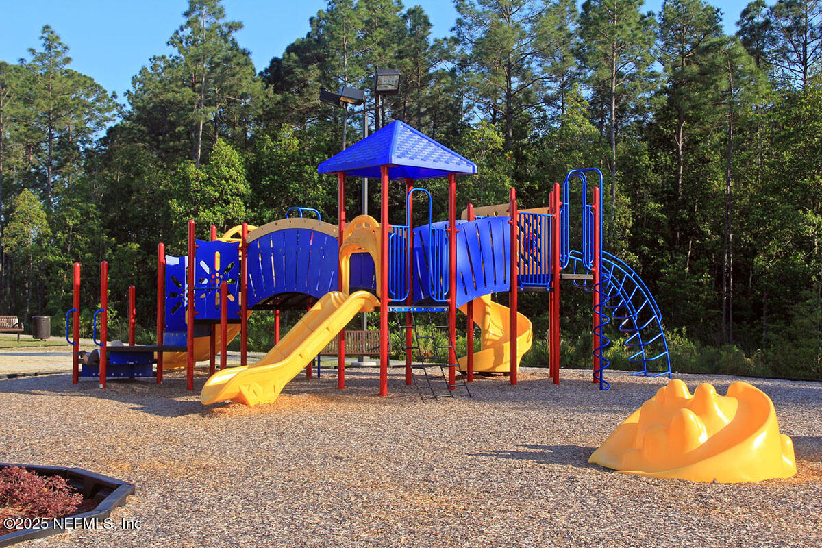 446 Mahoney Loop Orange Park, FL 32065 - Photo 28 of 34 PARK2