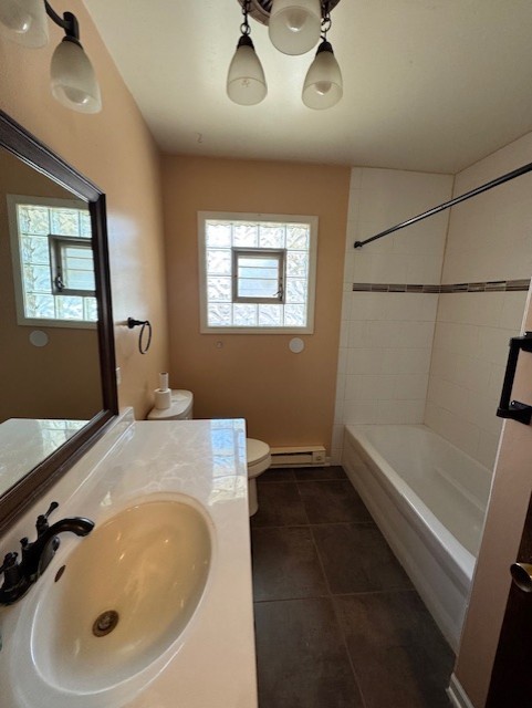 707 Crestview Drive Ingleside, IL 60041 - Photo 14 of 15 a bathroom with a sink and a bathtub