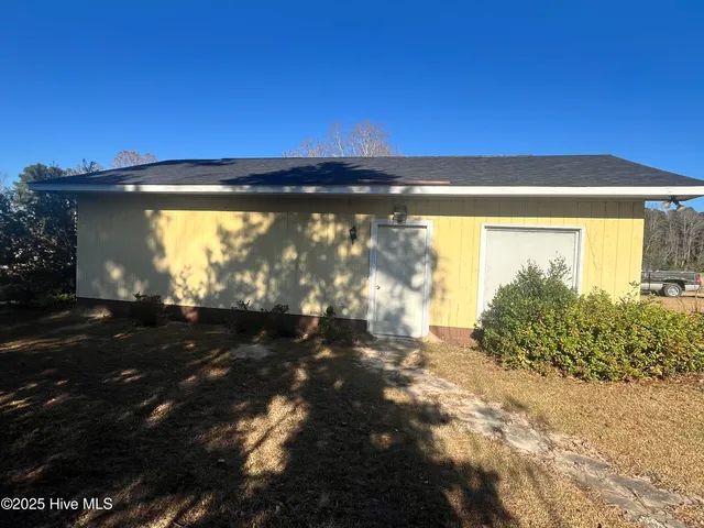 $299,000 | 948 Slippery Log Road, Whiteville, NC 28472