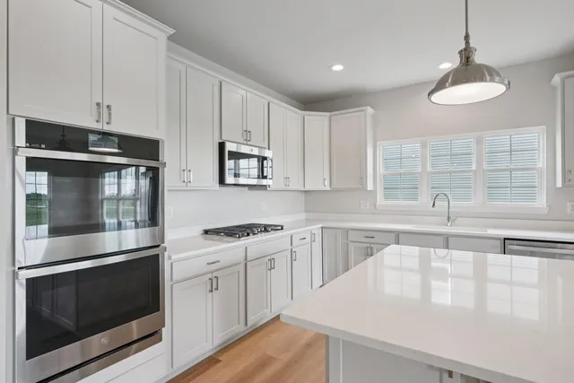 $624,500 | 3982 Olympic Street, Delavan, WI 53115