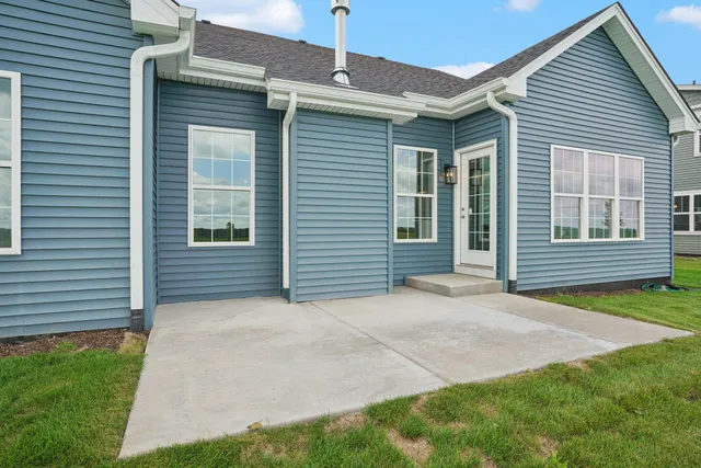 $624,500 | 3982 Olympic Street, Delavan, WI 53115