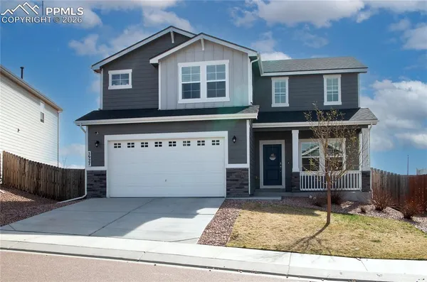 a house view with a outdoor space