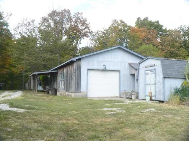 8231 Grandview Road Columbus, IN 47201 - Photo 4 of 5