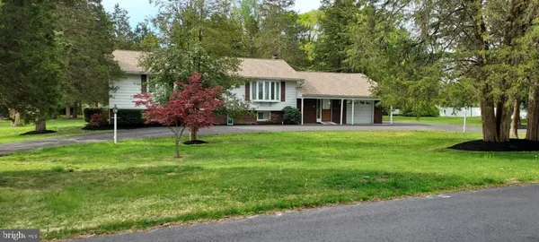 $390,000 | 430 Oak Avenue, Blackwood, NJ 08012