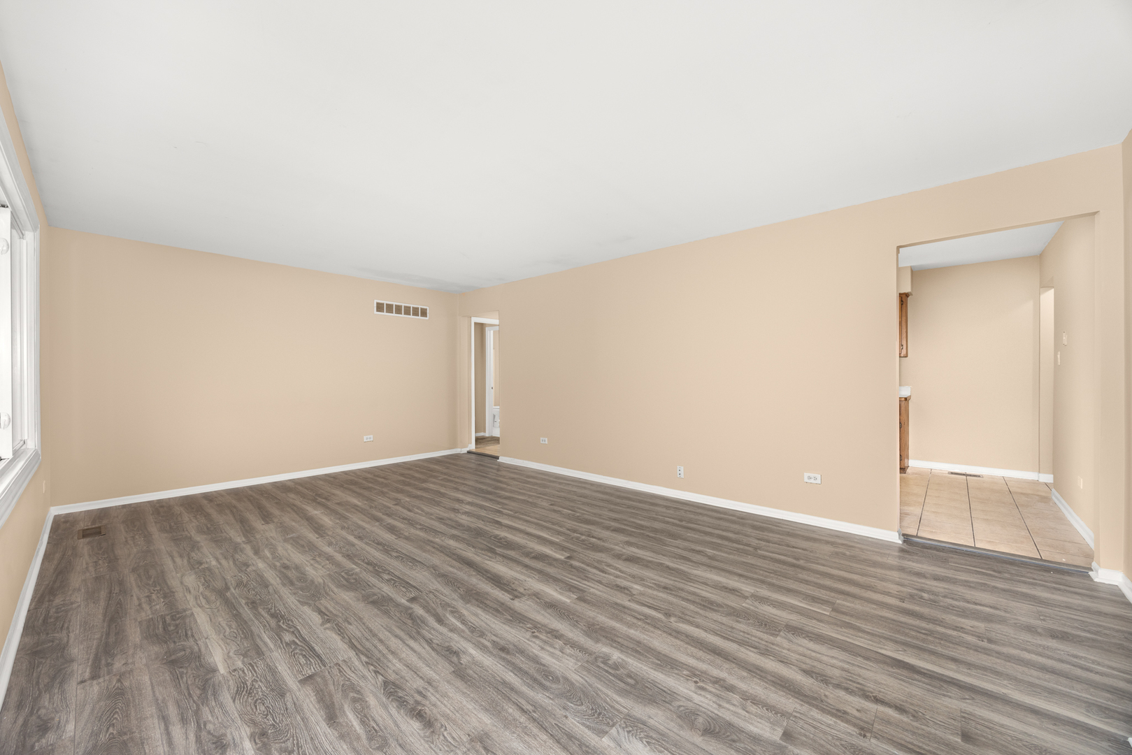 2606 Ruth Fitzgerald Drive Plainfield, IL 60586 - Photo 4 of 23