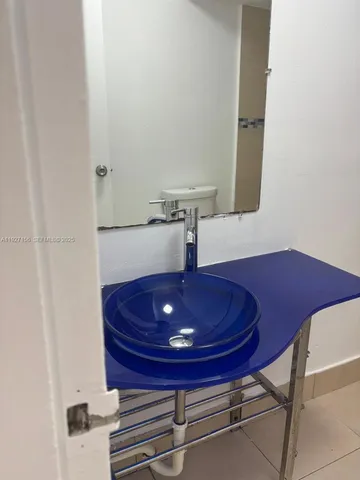 $1,750 | 5100 Southwest 41st Street, Unit 219, Pembroke Park, FL 33023