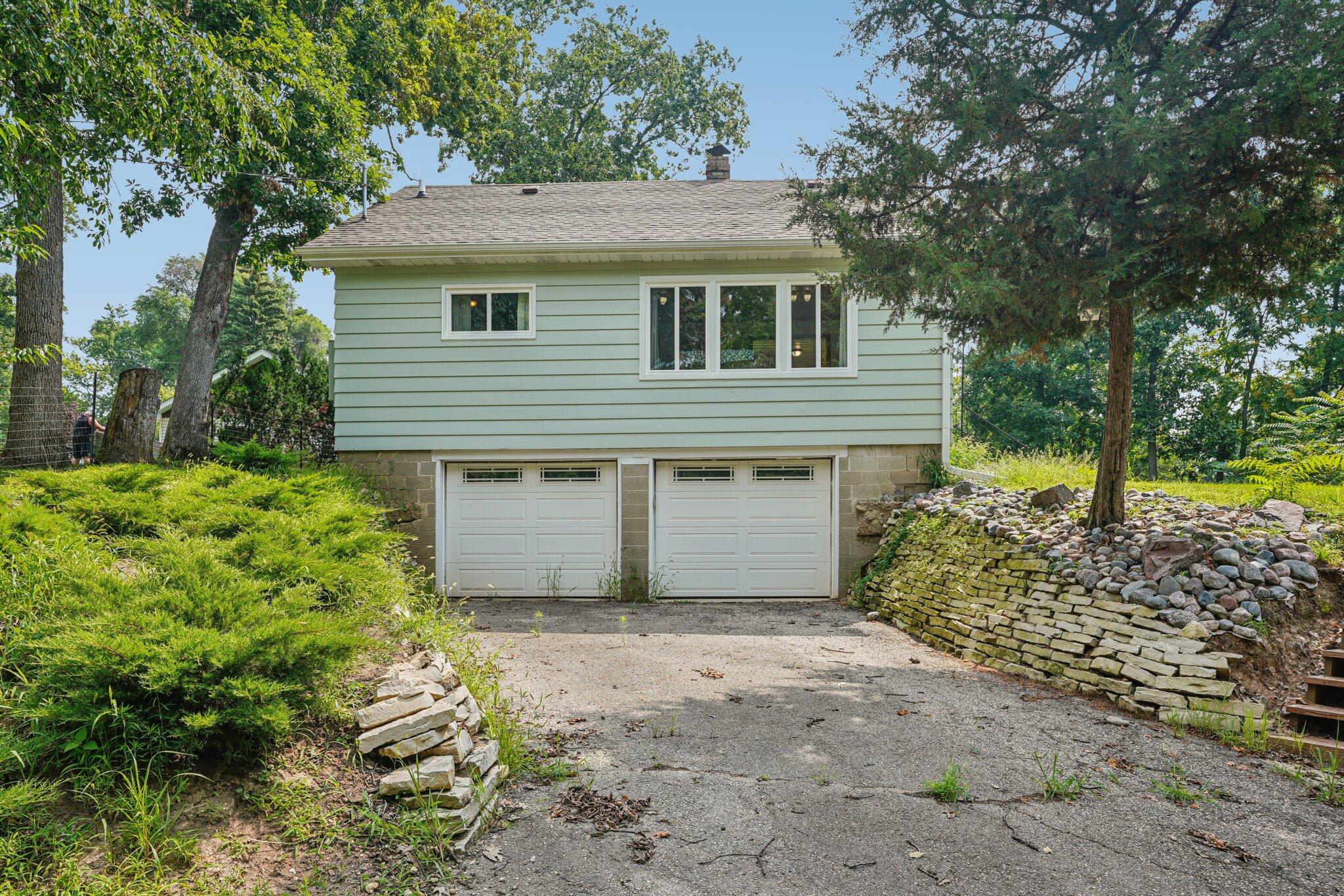 N3219 Cherry Road Geneva, WI 53147 - Photo 2 of 25 44-web-or-mls-N3219 Cherry Rd-S0508-044