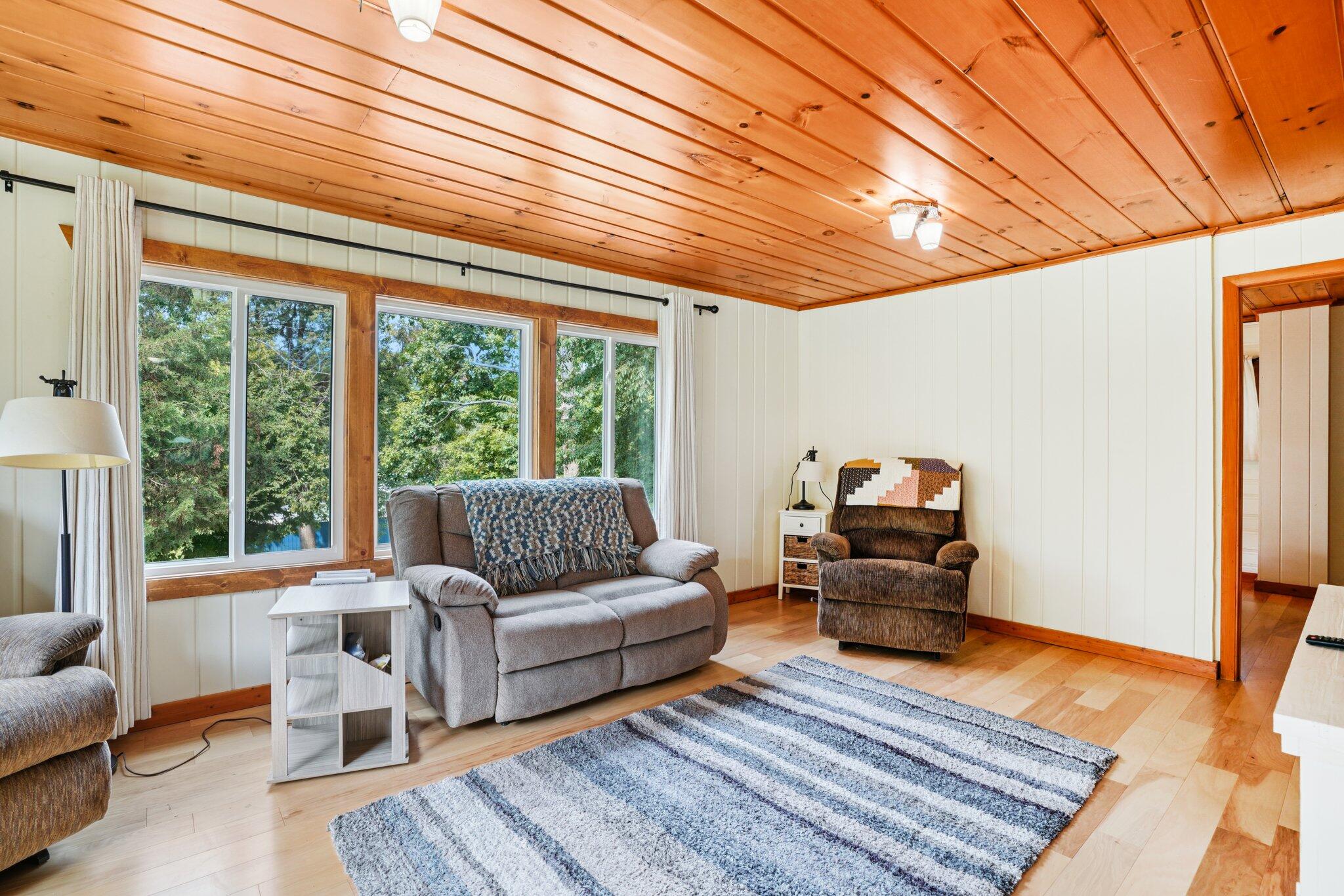 N3219 Cherry Road Geneva, WI 53147 - Photo 5 of 25 6-web-or-mls-N3219 Cherry Rd-S0508-006