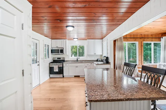 $1,950 | N3219 Cherry Road, Geneva, WI 53147