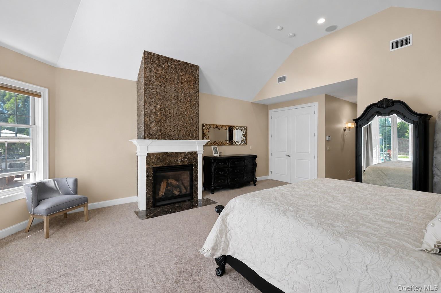 65 West Bayberry Road Islip, NY 11751 - Photo 24 of 44