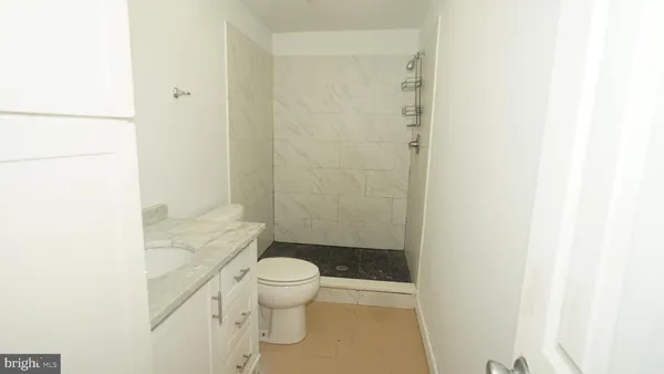 $1,300 | 1921 West Diamond Street, Philadelphia, PA 19121