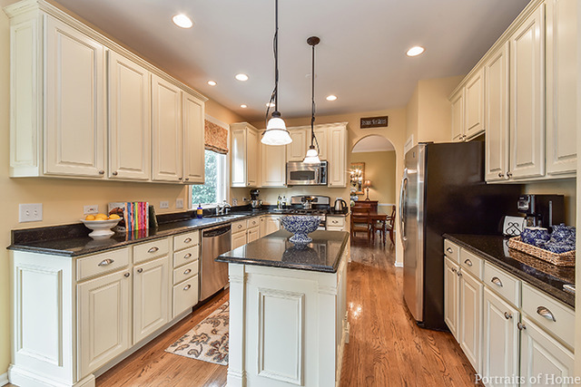 2604 Saltmeadow Road Naperville, IL 60564 - Photo 8 of 24