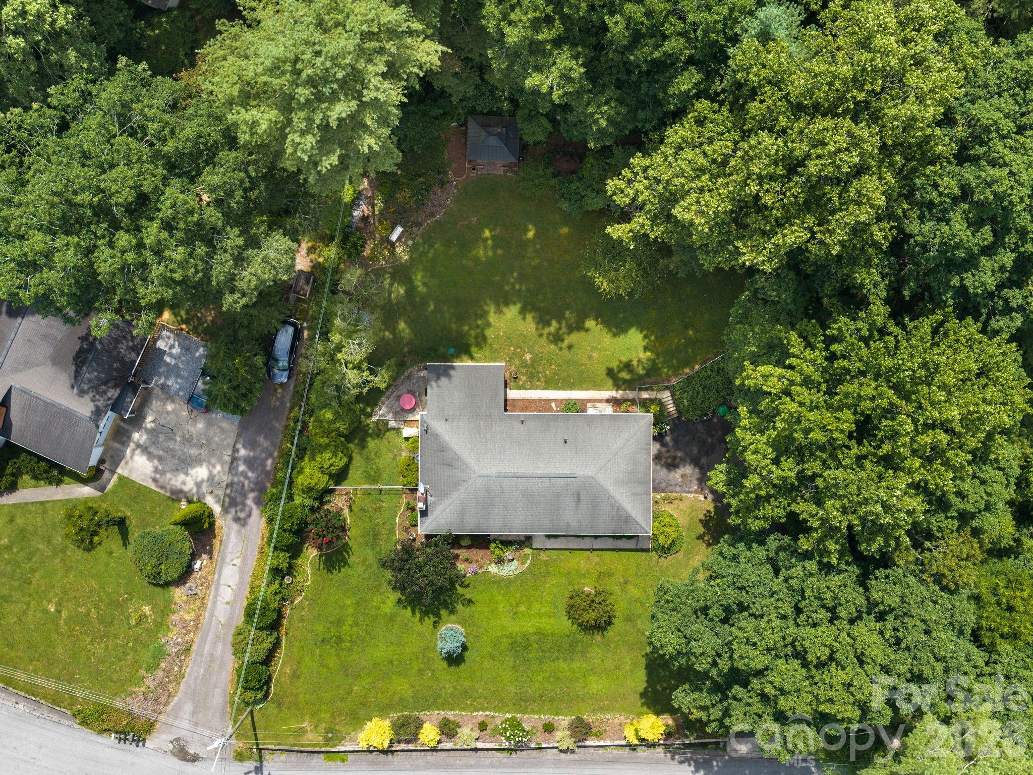 112 Lyndale Road Hendersonville, NC 28739 - Photo 27 of 30