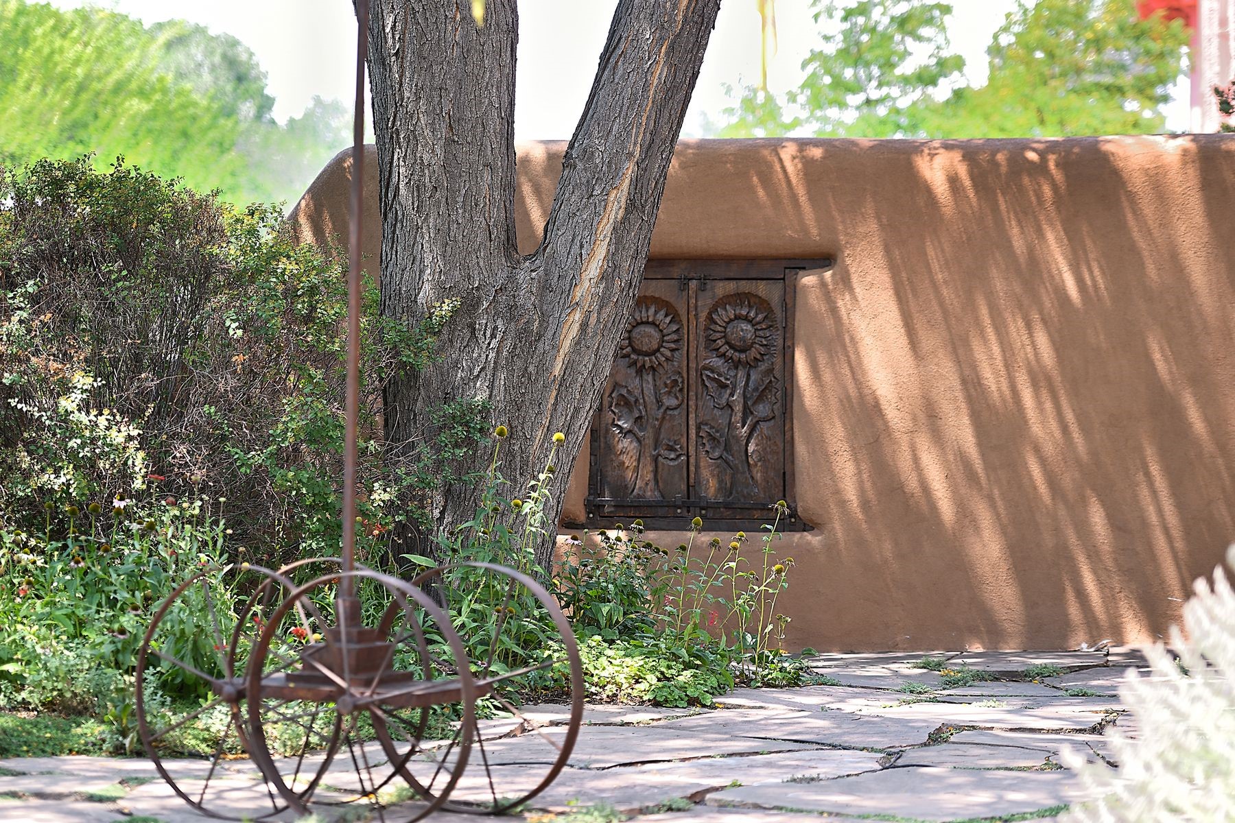 311 Bishops Lodge Road Santa Fe, NM 87501 - Photo 5 of 55 Gallery Image 5