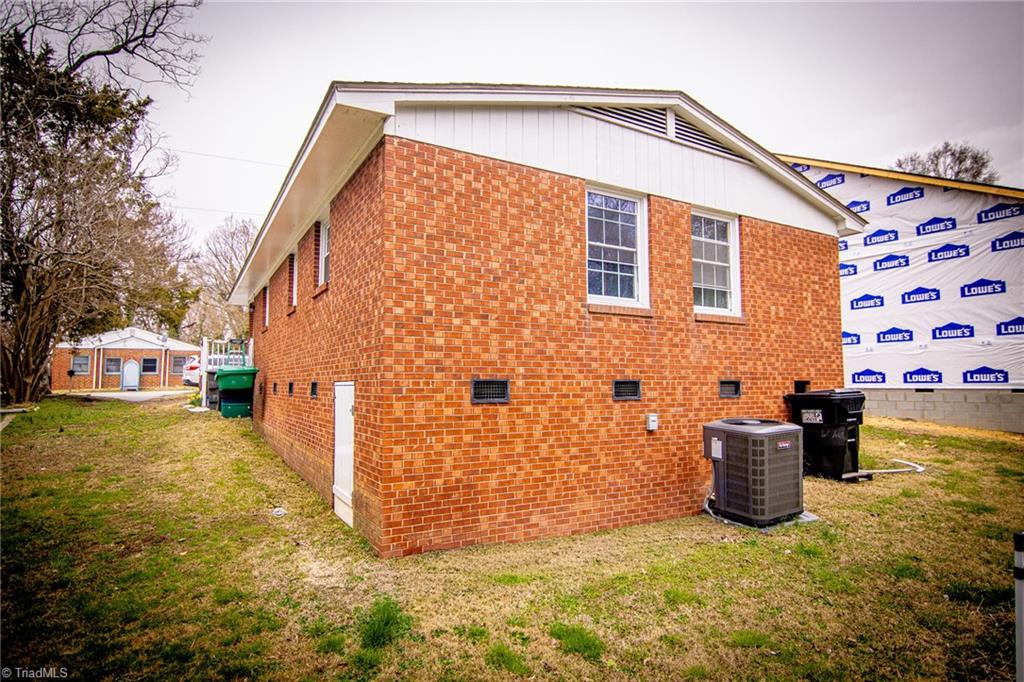 407 West Willis Avenue High Point, NC 27260 - Photo 3 of 10