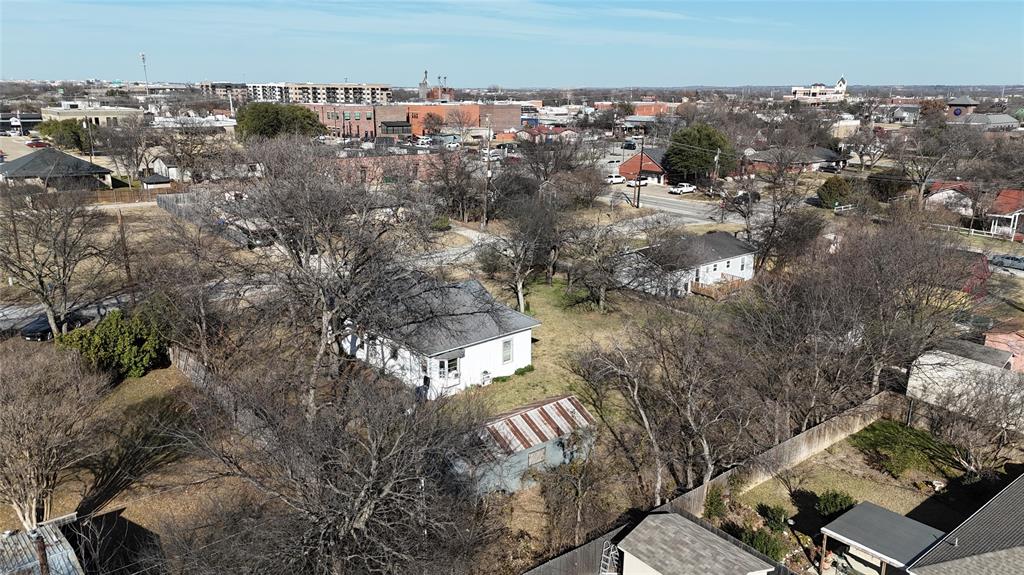 213 West Eldred Street, Unit 2 Burleson, TX 76028 - Photo 8 of 22