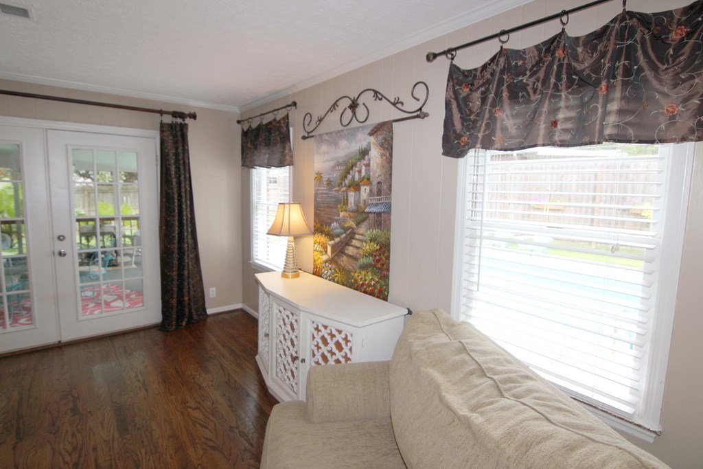 650 Lichfield Road Columbus, GA 31904 - Photo 17 of 49 FAMILY ROOM