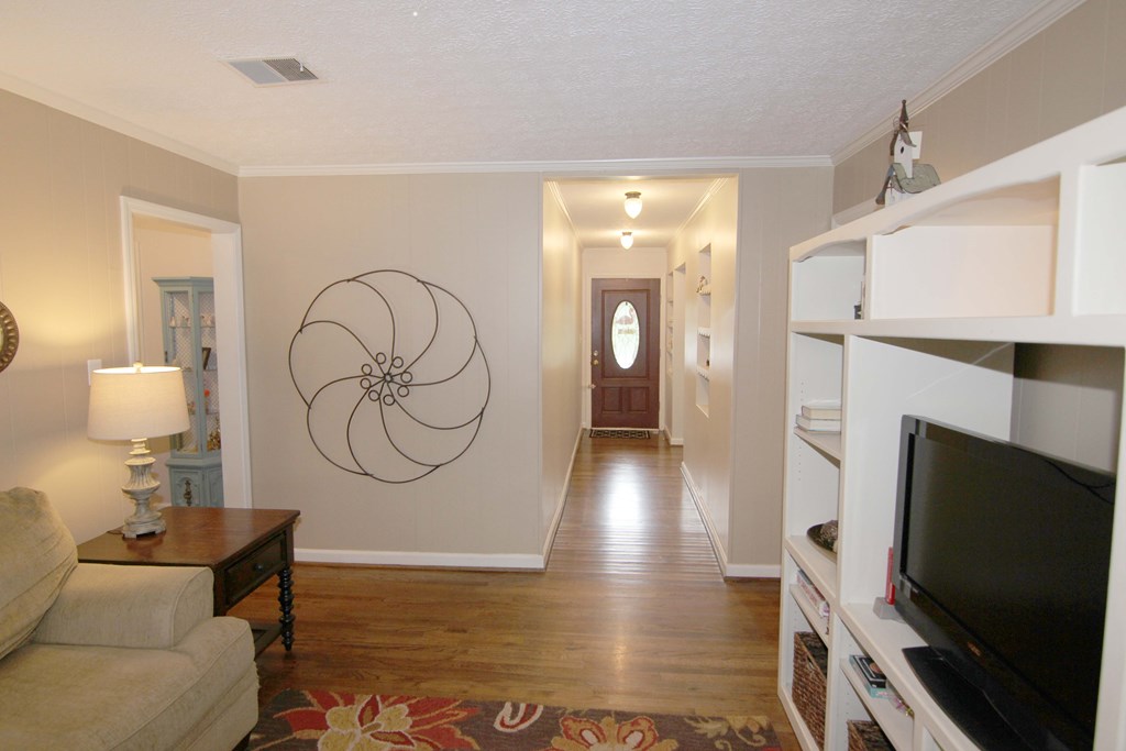 650 Lichfield Road Columbus, GA 31904 - Photo 19 of 49 FAMILY ROOM TO FRONT DOOR