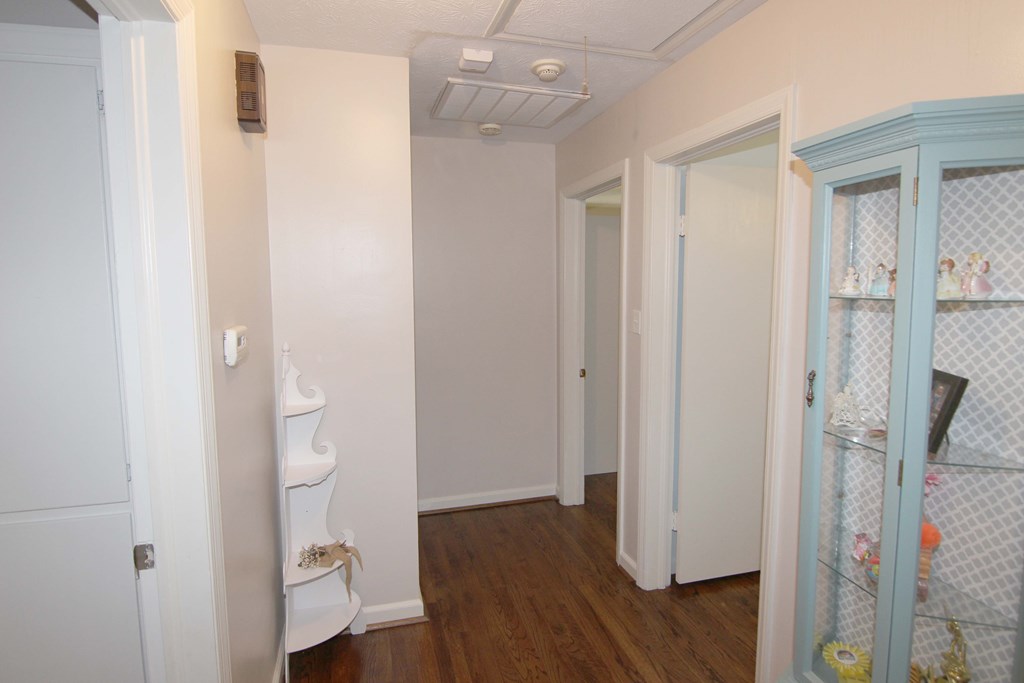 650 Lichfield Road Columbus, GA 31904 - Photo 20 of 49 HALL