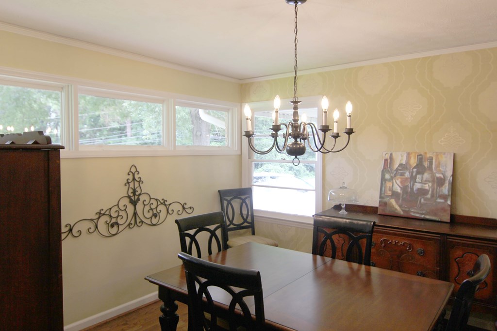 650 Lichfield Road Columbus, GA 31904 - Photo 4 of 49 FOYER TO DINING ROOM
