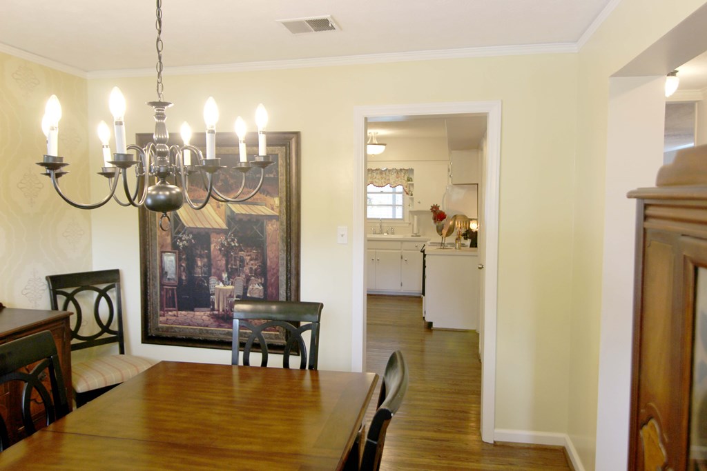 650 Lichfield Road Columbus, GA 31904 - Photo 6 of 49 DINING TO KITCHEN