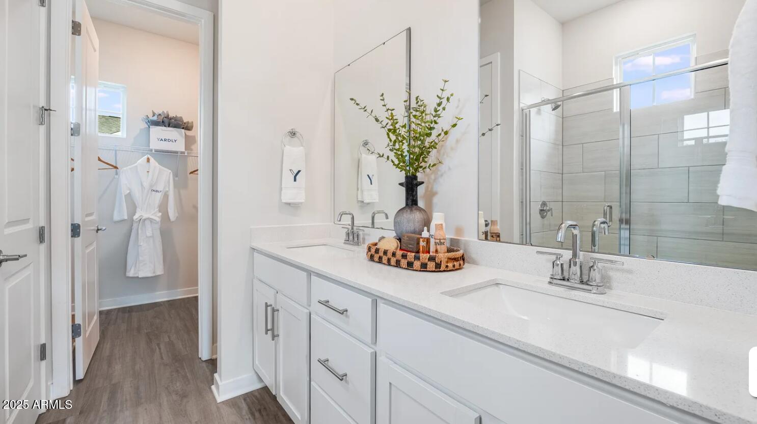 20807 West Indian School Road, Unit 2 Buckeye, AZ 85396 - Photo 7 of 9 Double Sinks