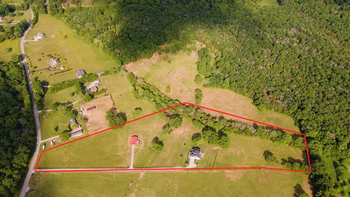 5235 Flat Creek Road Spring Hill, TN 37174 - Photo 8 of 65