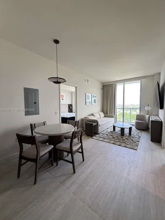 $9,000 | 1611 Southwest 2nd Avenue, Unit 911, Miami, FL 33129