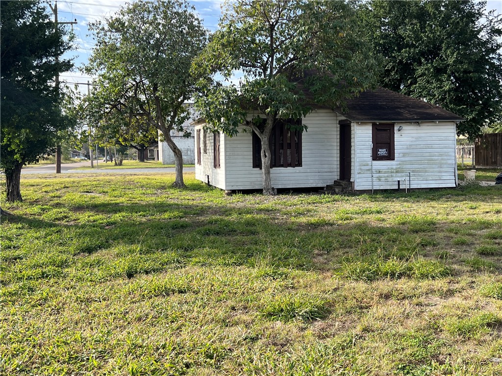 602 West Rice Street Falfurrias, TX 78355 - Photo 14 of 15 a view of a house with a yard